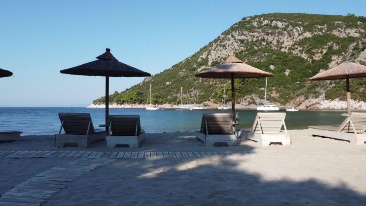 Limnonari Beach Rooms Skopelos Eksteriør billede