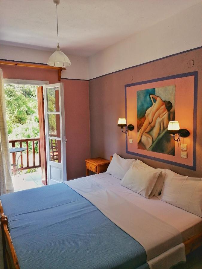 Limnonari Beach Rooms Skopelos Eksteriør billede